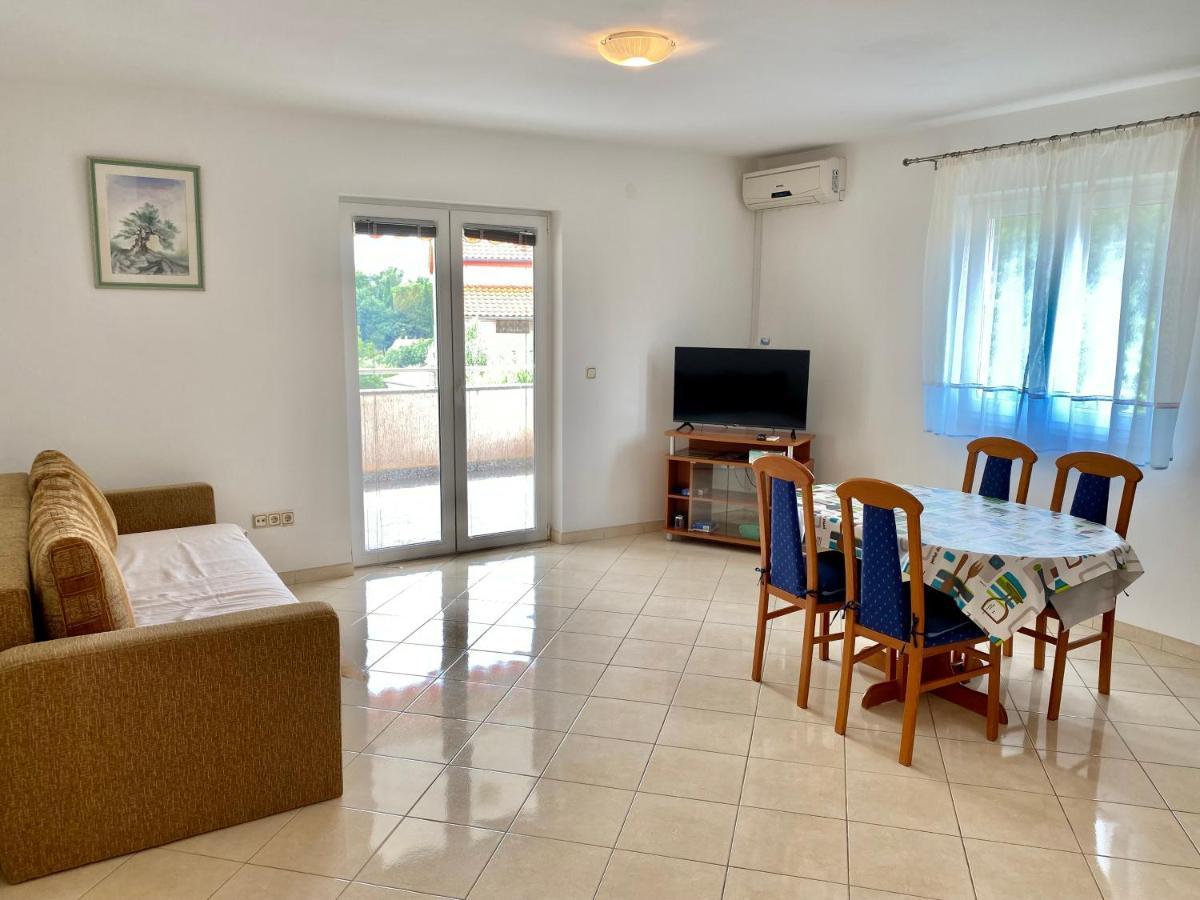 Apartments Malinska - Apartment 4 Экстерьер фото